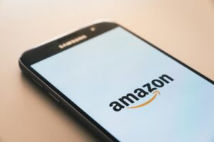 Amazonアソシエイトの始め方と審査攻略！初心者が失敗しないタイミングとは？